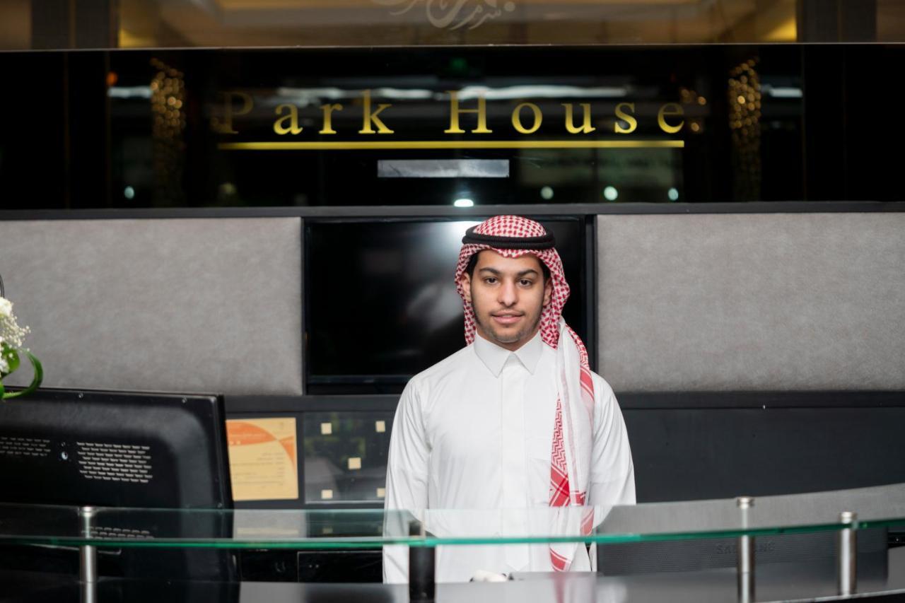 Park House Aparthotel Riaad Buitenkant foto