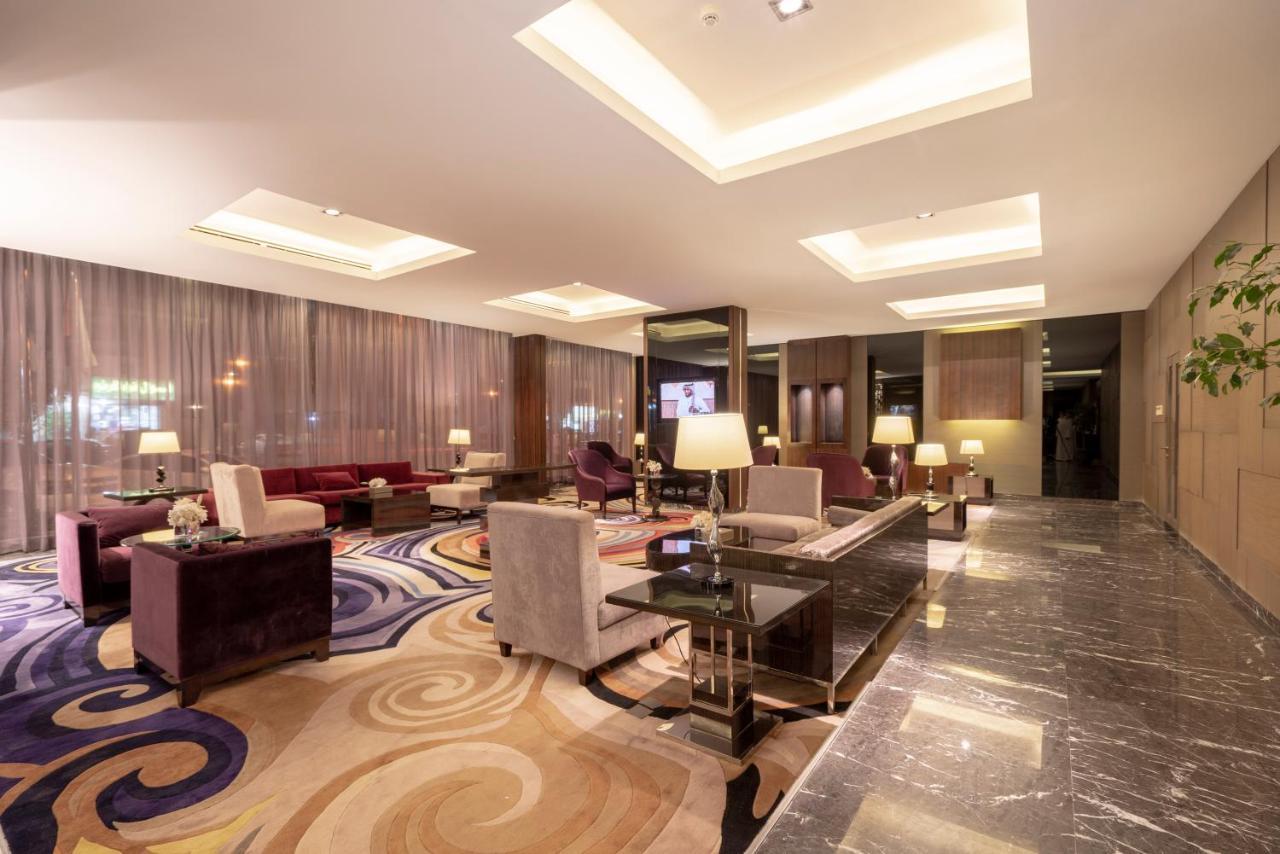 Park House Aparthotel Riaad Buitenkant foto