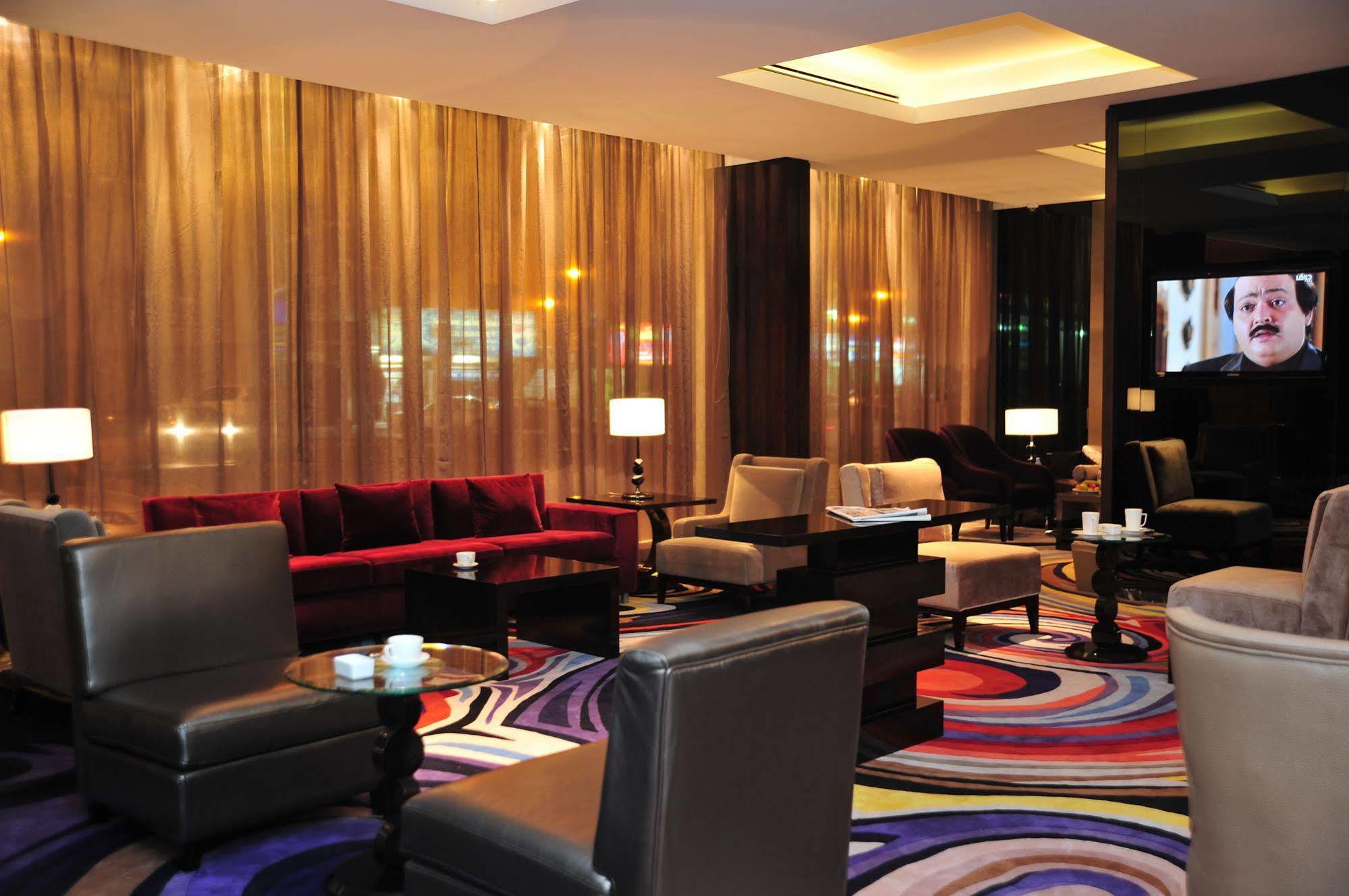 Park House Aparthotel Riaad Buitenkant foto